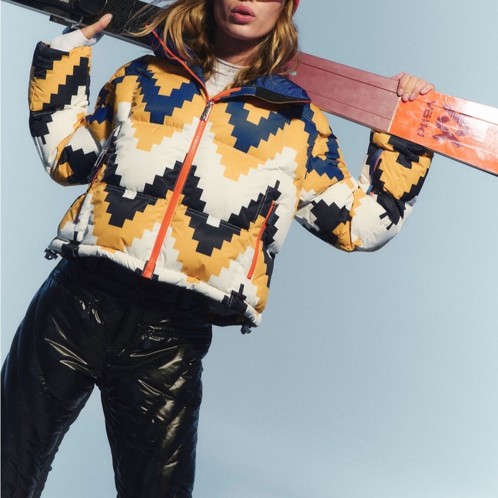 NEW With tags Perfect Moment Blue and Yellow Ski Jacket with Geometric Pattern!